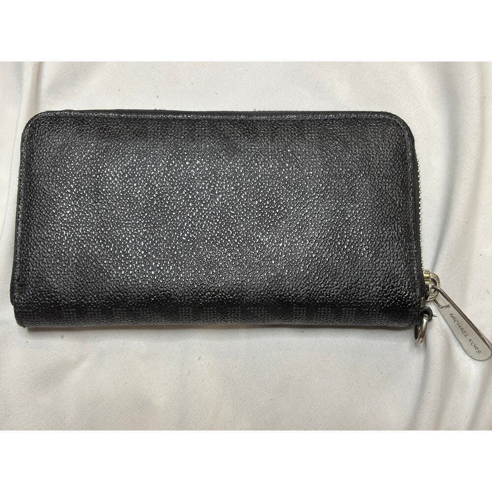Michael Kors Black Saffiano Zip Around Wallet Silver Logo Plate Continental - Picture 3 of 9